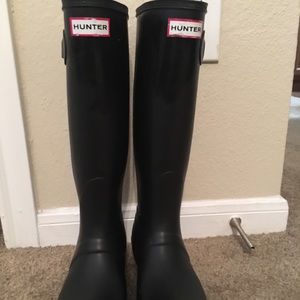 Women’s Hunter boots